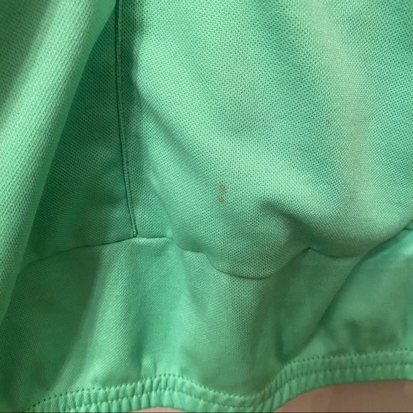 Performance - Picture 3 of 4